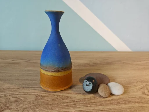 Vintage Marianne Cole Bud Vase, Desert outback series,