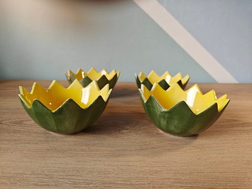 Toni Raymond melon bowls x 4 - High glaze retro dishes - green and yellow hand painted - Raymond Pottery, Gala Melon, Torquay Devon