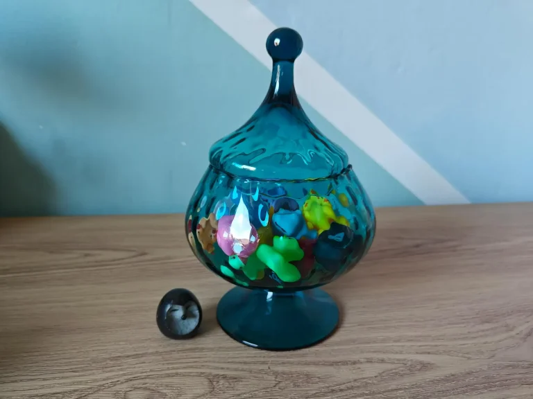 Empoli glass bowl with lid in blue